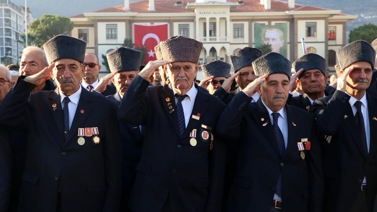 Türkiye, Mustafa Kemal Atatürk'ü saygıyla andı - Sayfa 6