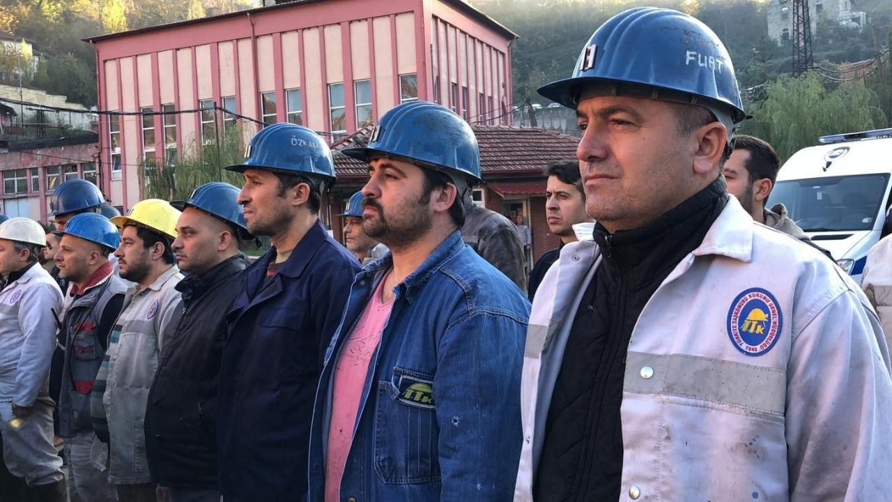 Türkiye, Mustafa Kemal Atatürk'ü saygıyla andı - Sayfa 13