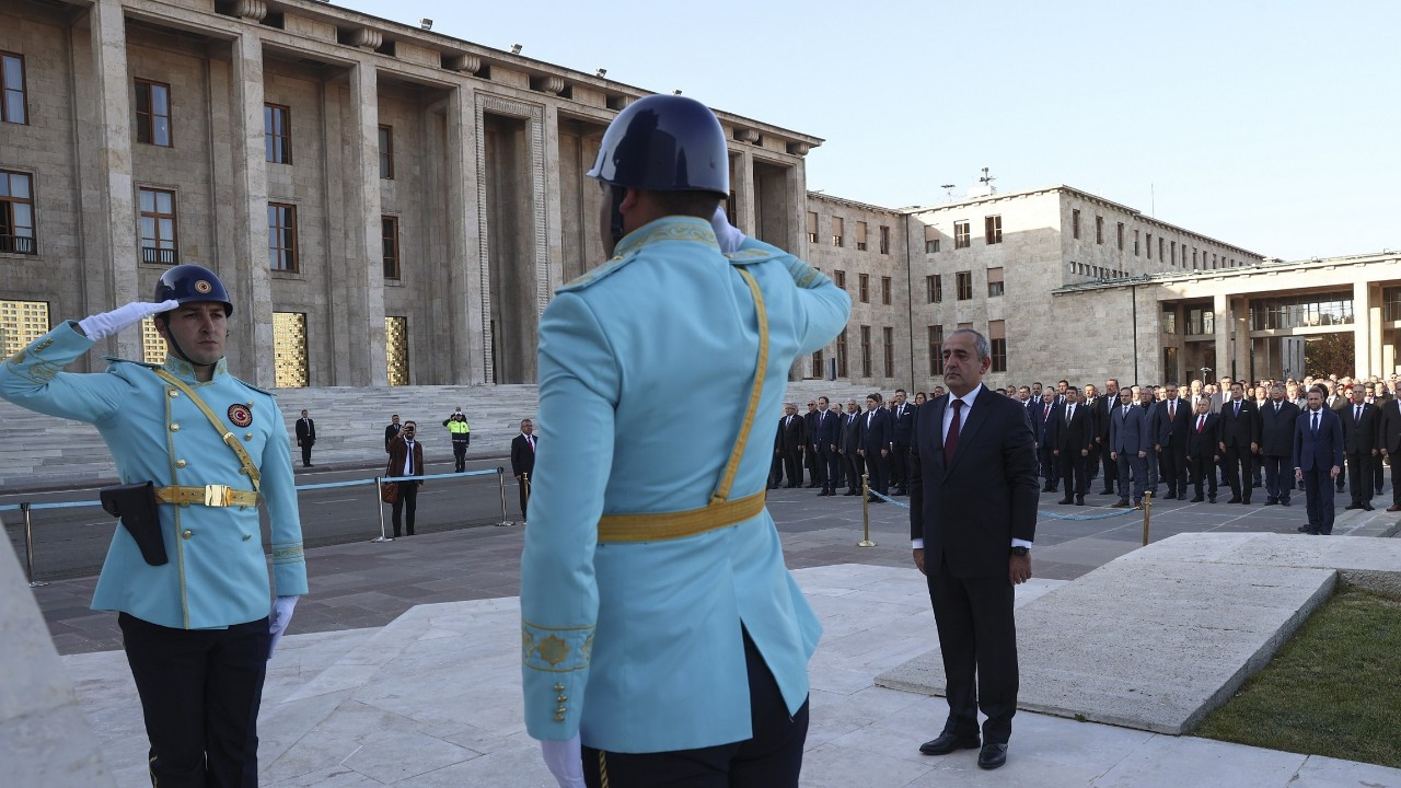 Atatürk, TBMM'de tören ile anıldı!