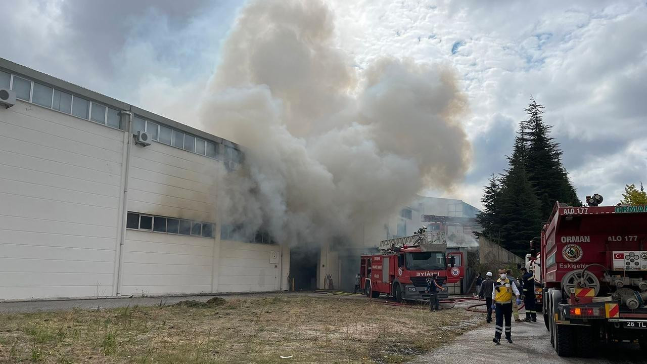 Eskişehir'de bir fabrikada çıkan yangın söndürüldü