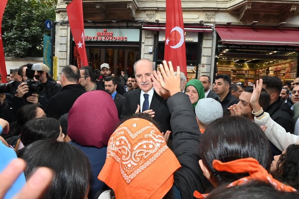 Kurtulmuş, İstiklal Caddesi'nde vatandaşlarla buluştu - Sayfa 5