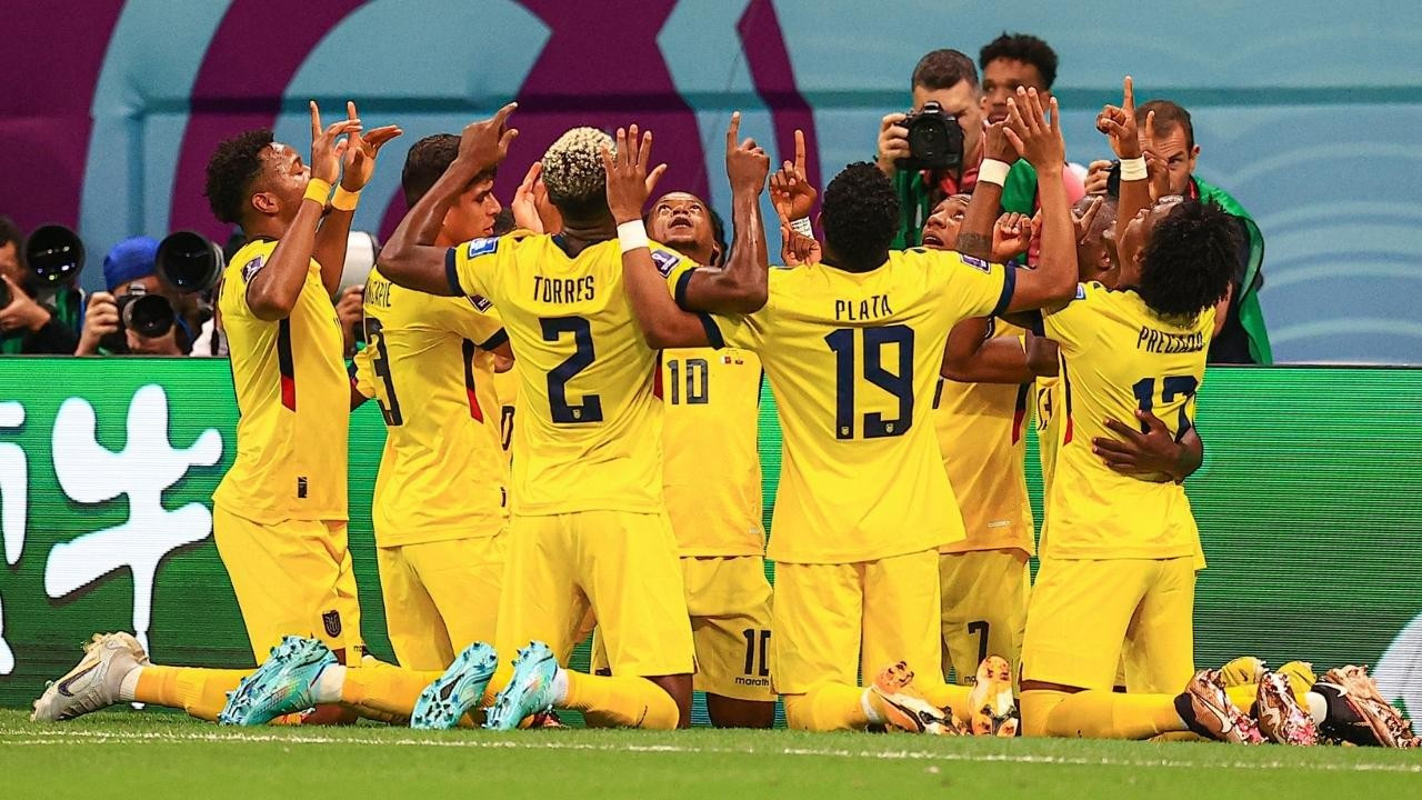 Turnuvadaki ilk maçta Ekvador Katar'ı mağlup etti!