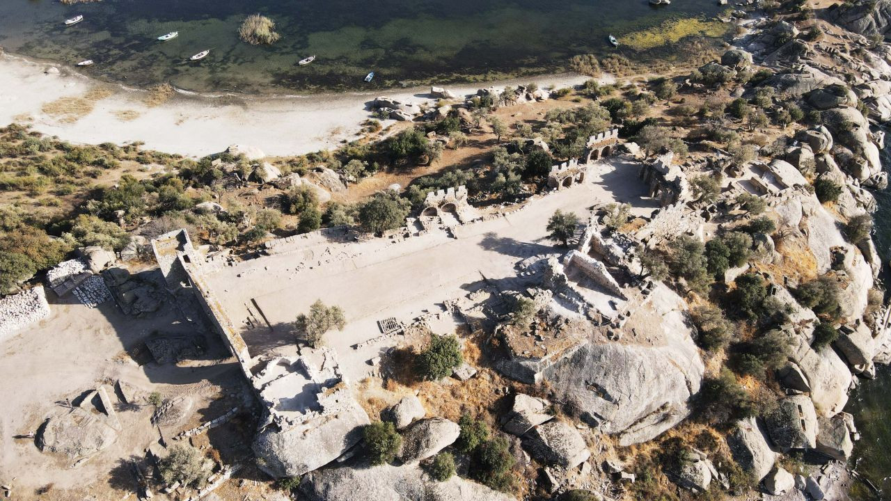 Menteşe Beyliği dönemi yapıları ortaya çıkarıldı - Sayfa 10