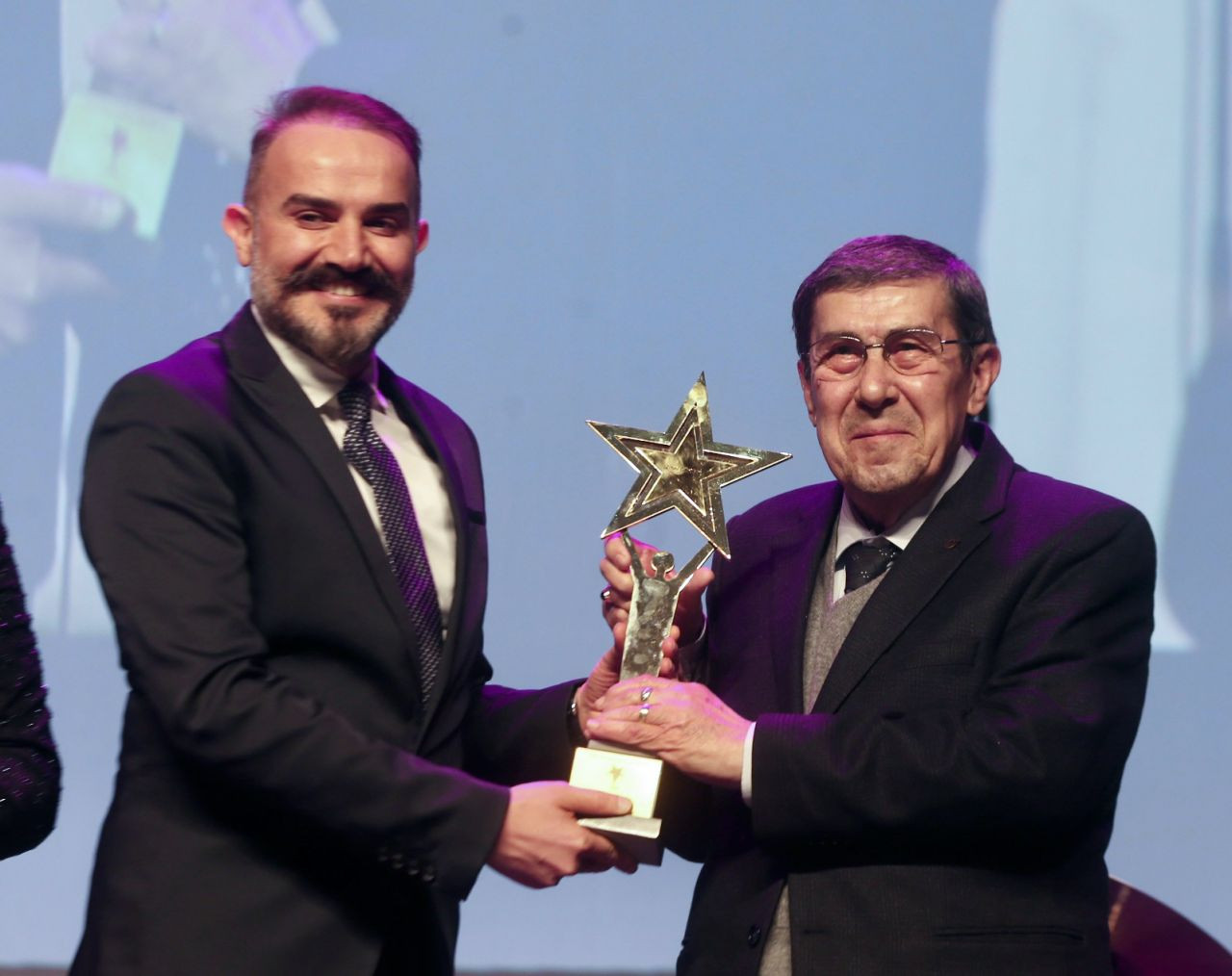 5. Türk Sinemasını Geçmişten Geleceğe Taşıyanlar Ödülleri verildi - Sayfa 3