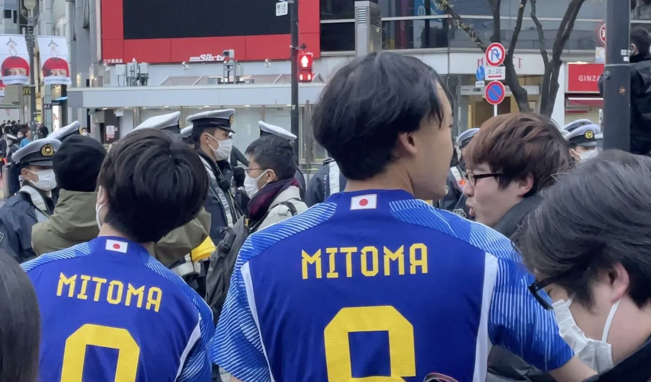 Japonya üst tura çıktı. Japonlar sevince boğuldu!