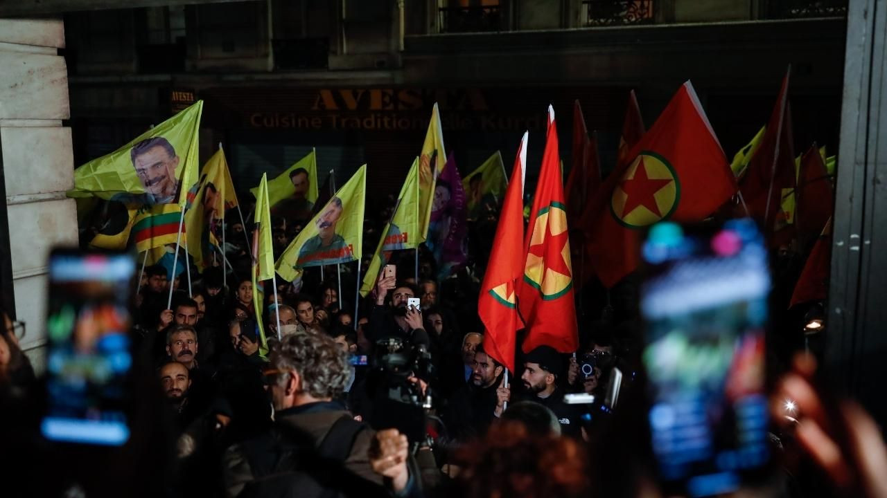 PKK destekçileri Paris'i savaş alanına çevirdi! - Sayfa 2