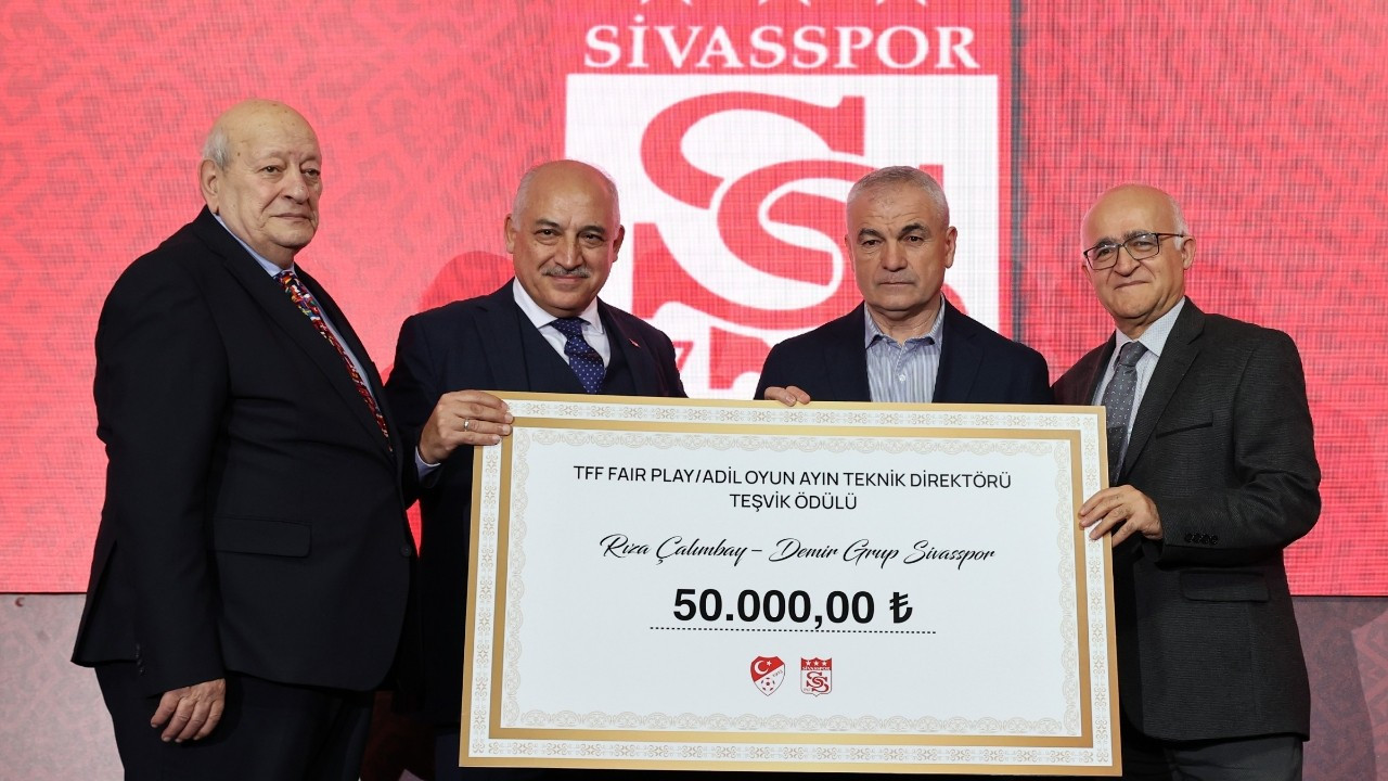 En centilmen teknik direktör Rıza Çalımbay oldu!