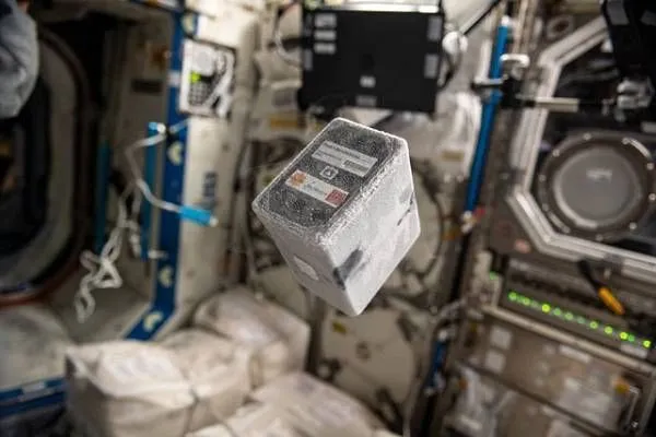 2022'de NASA en iyi uzay istasyonu fotoğraflarını  yayımladı!