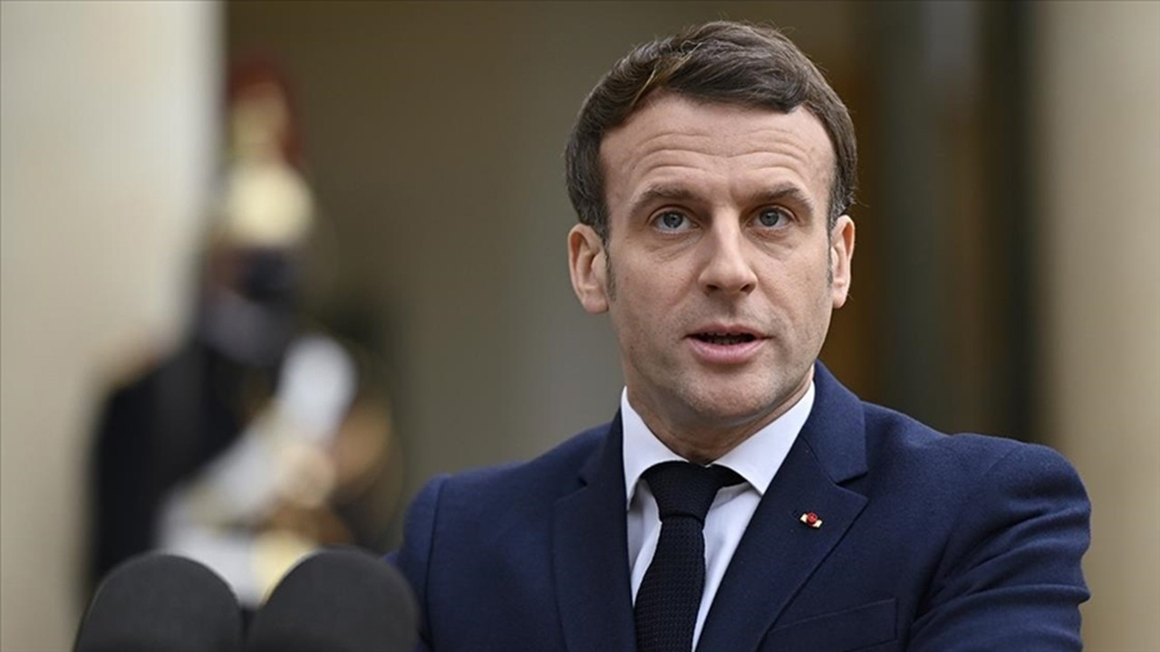 Macron, Cezayir’den af dilemek zorunda değiliz