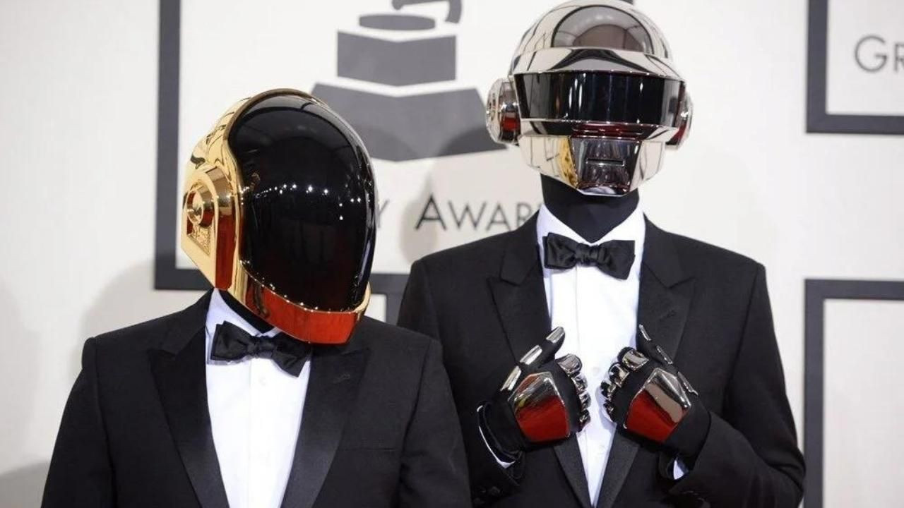 Daft Punk üyesi Thomas Bangalter solo kariyerine başlıyor! - Sayfa 1