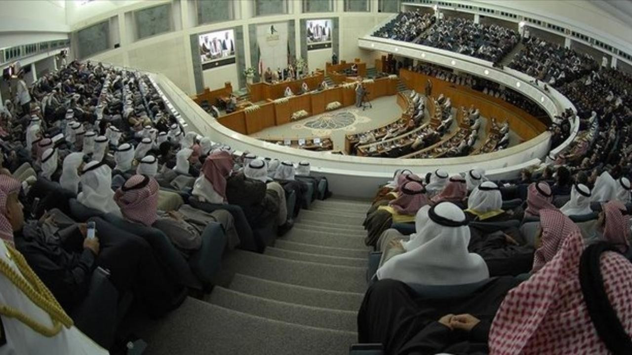 Kuveyt'te hükümetin istifası kabul edildi