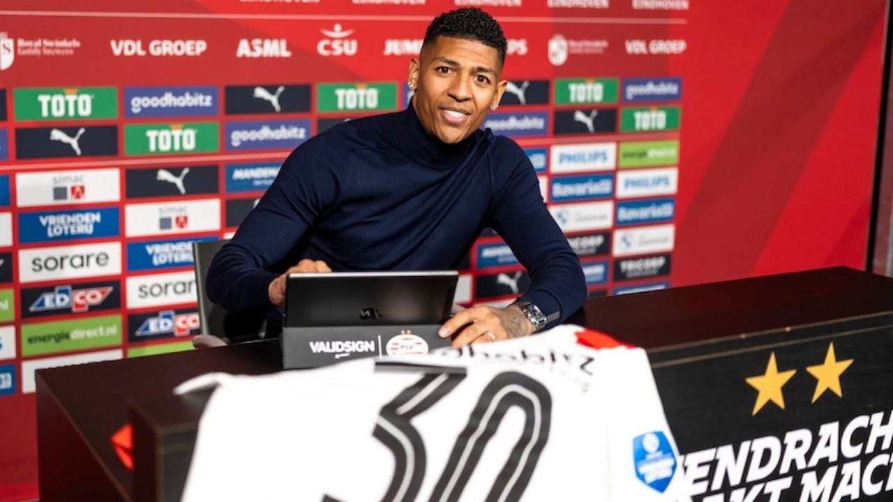 Patrick Van Aanholt yeni takımına imzayı attı!