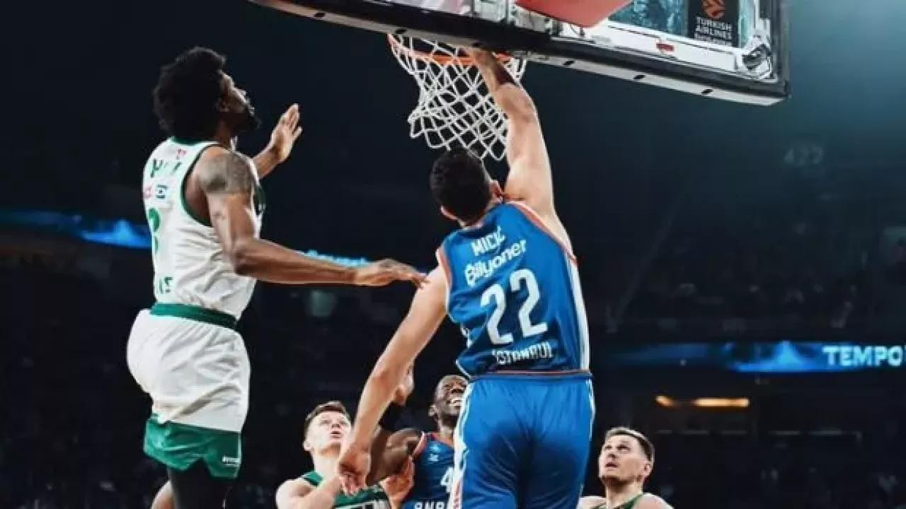 Anadolu Efes evinde 10 sayıyla kazandı