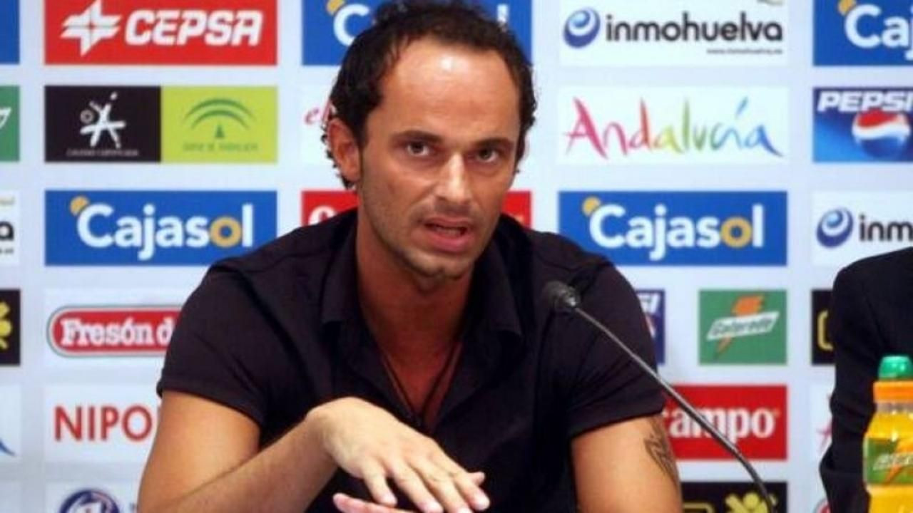 Eski futbolcu Ersen Martin'in son hali! - Sayfa 1