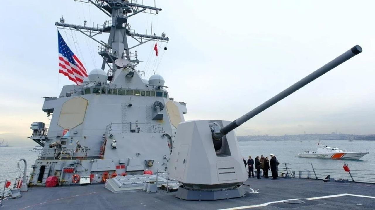 ABD savaş gemisi USS Nitze, İstanbul'da