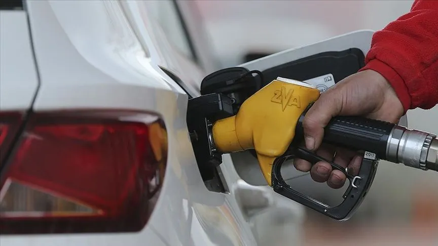 LPG'ye zam, motorine indirim!