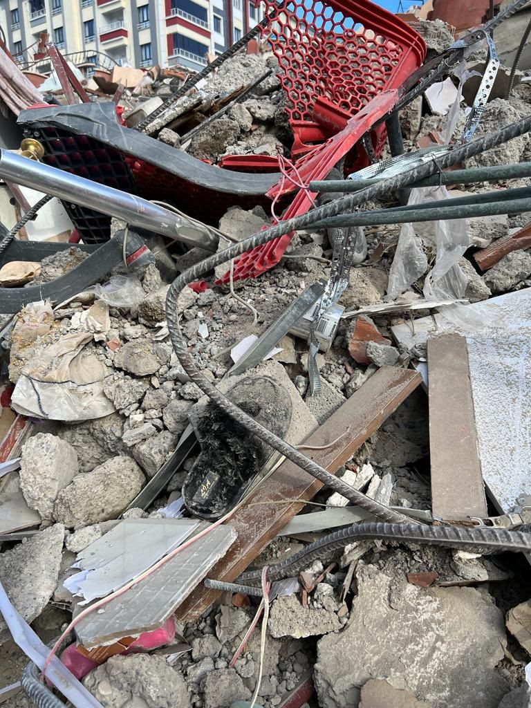 Depremlerin ardından Gaziantep'te yürek burkan kareler! - Sayfa 18