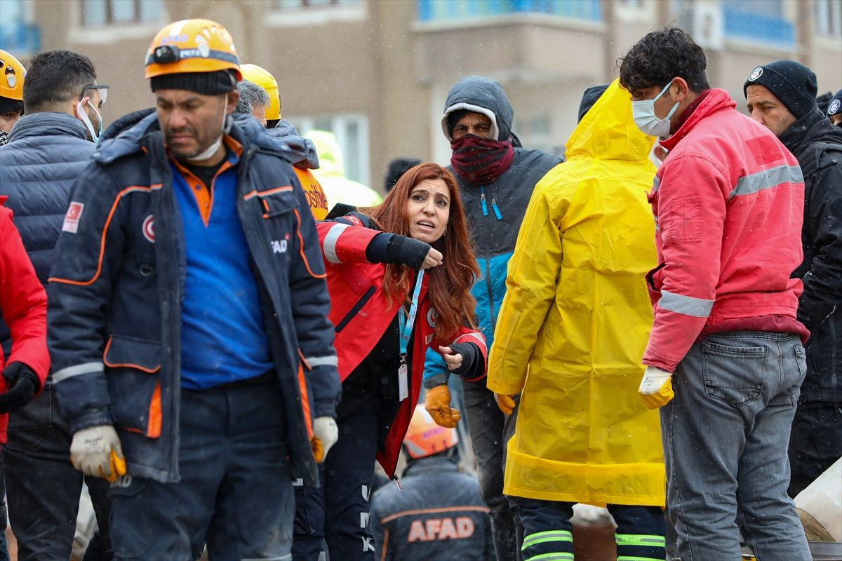 Arama Kurtarma çalışmalarının kadın kahramanlarından bazı kareler! - Sayfa 15
