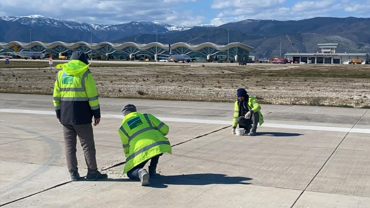 Hatay Havalimanı'na ilk uçuş yapıldı