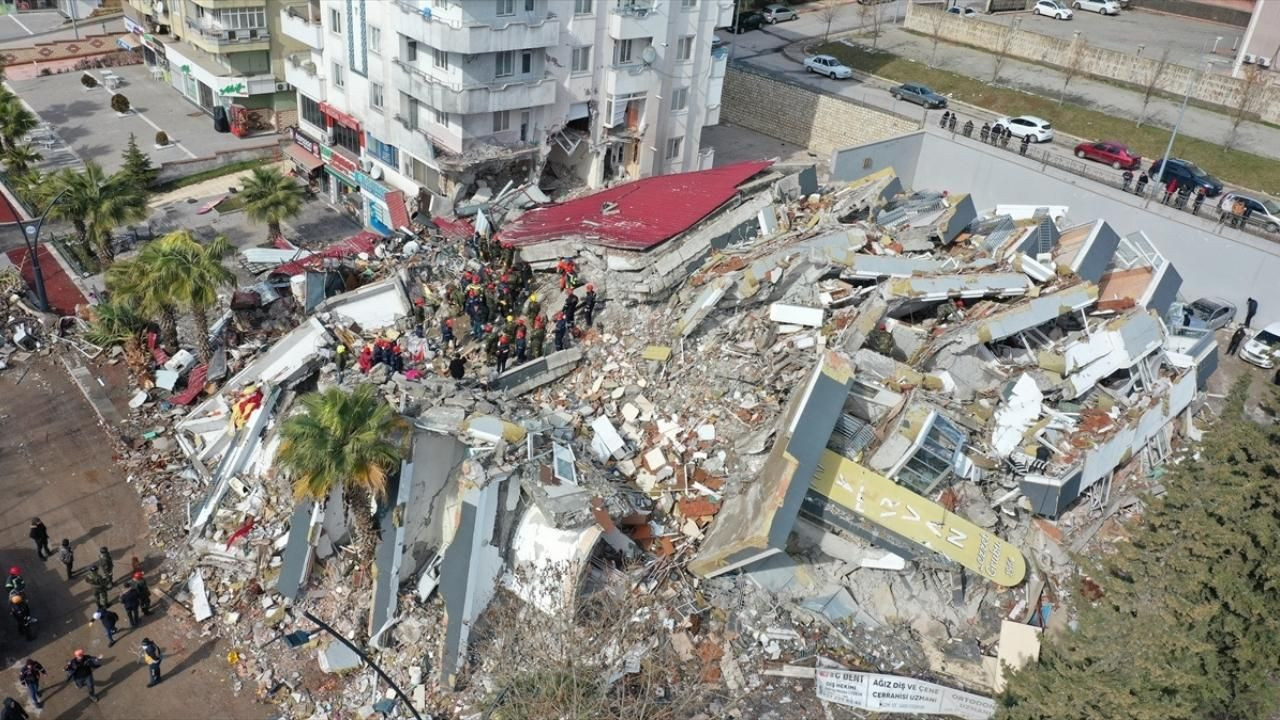 Dünya'da en fazla kaç büyüklüğünde deprem meydana gelebilir? - Sayfa 6