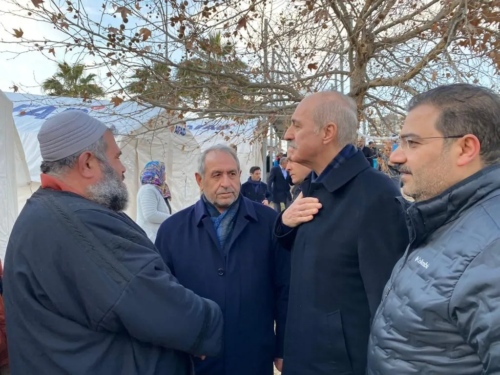 Kurtulmuş Şanlıurfa'da çadır kentleri ziyaret etti