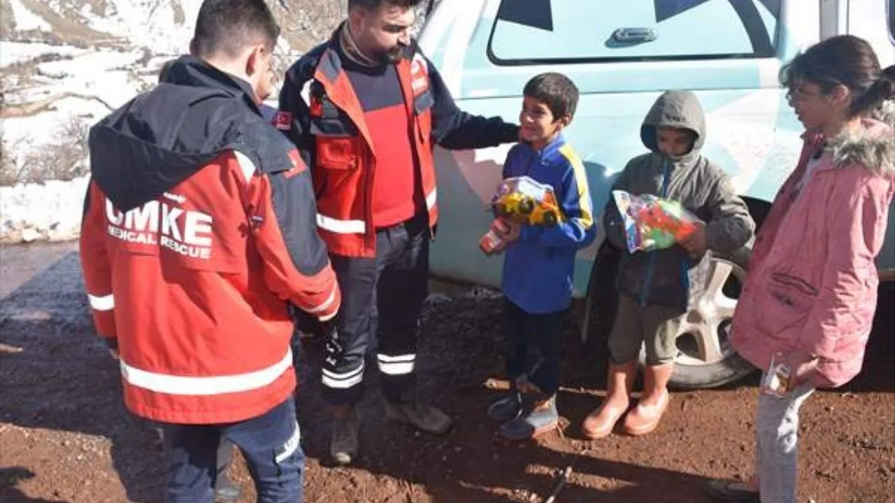 İçişleri Bakanlığı 7 soruda depremzedelere yapılacak yardımları açıkladı