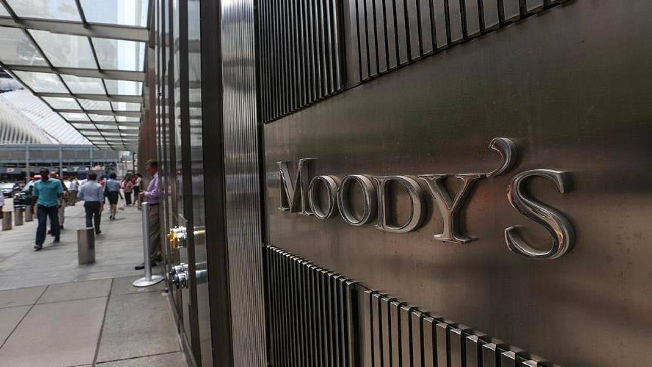 Moody's, Türkiye'nin büyüme tahminini yükseltti