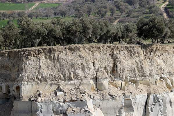 Hatay'da depremde oluşan yarık dron ile görüntülendi - Sayfa 2