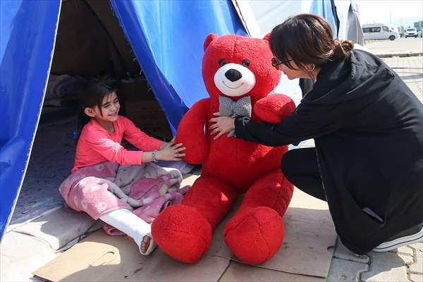Beşiktaş'ın gönderdiği oyuncaklar Kahramanmaraş'ta! - Sayfa 8
