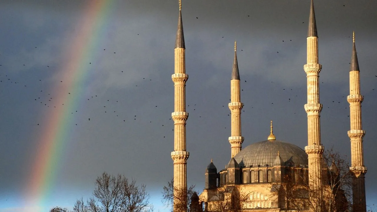 Türkiye'nin en büyük 10 camisi!