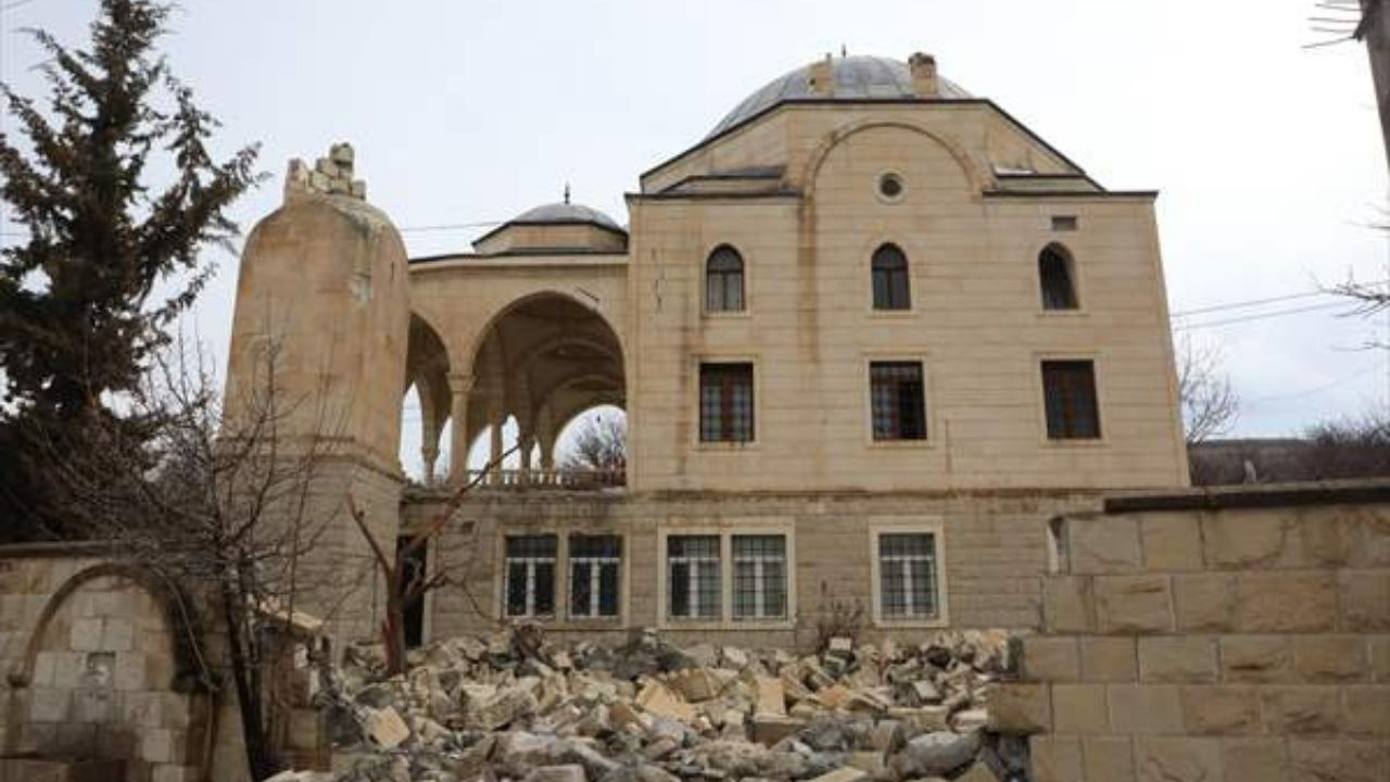 Depremler Malatya'da 66 camide hasar oluşturdu