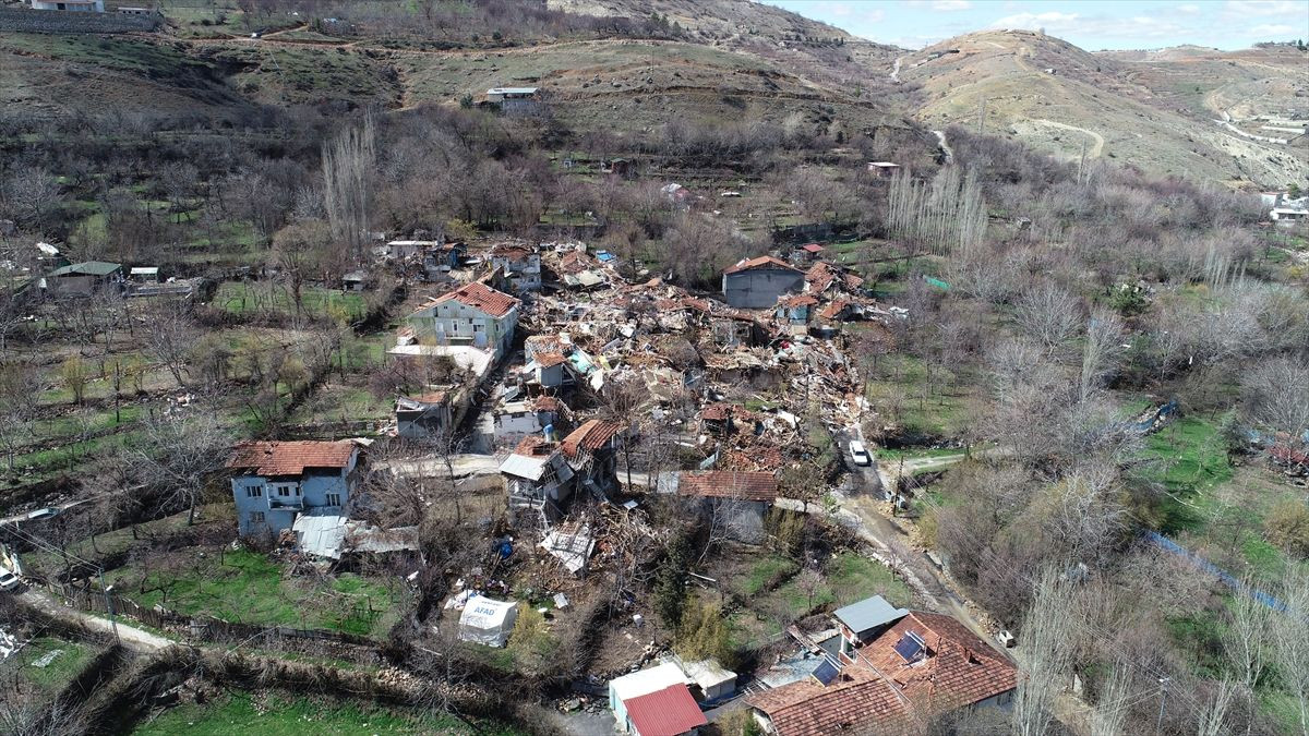 Birçok filmin çekildiği Yeşilyurt'ta 90 konak depremlerde hasar gördü - Sayfa 9