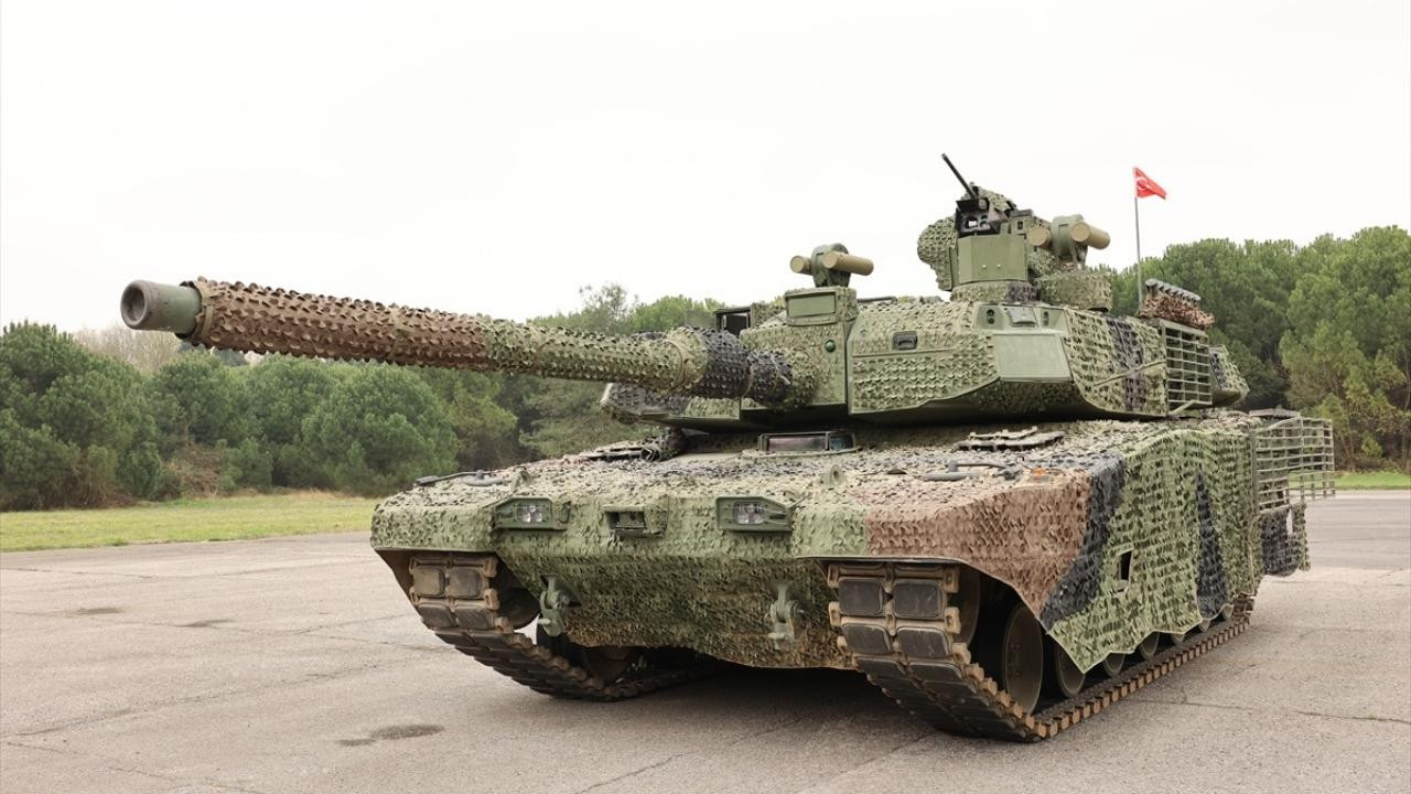Yeni Altay Tankı görücüye çıktı!