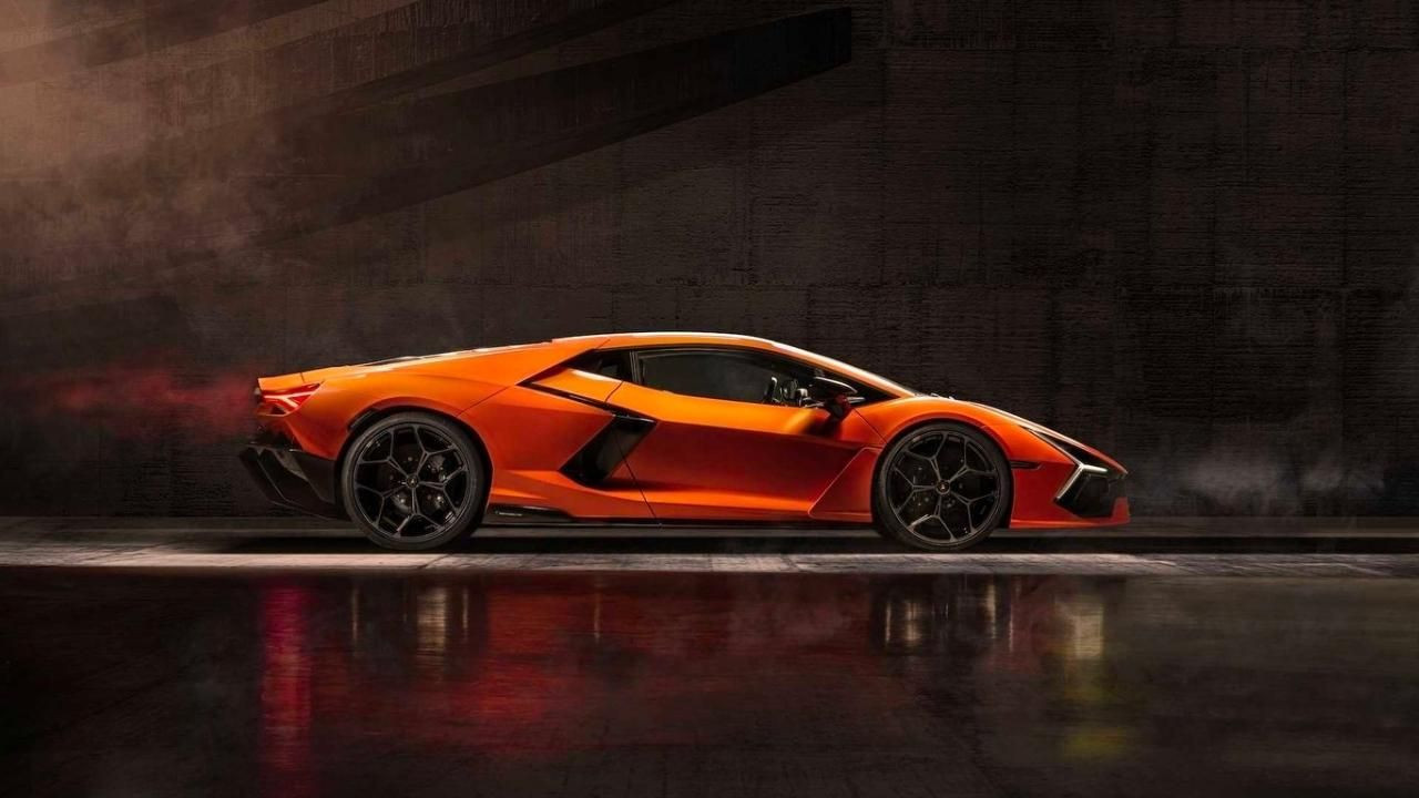 İtalyan otomobil üreticisi 60'ıncı yaşına özel araç tanıttı - Sayfa 11