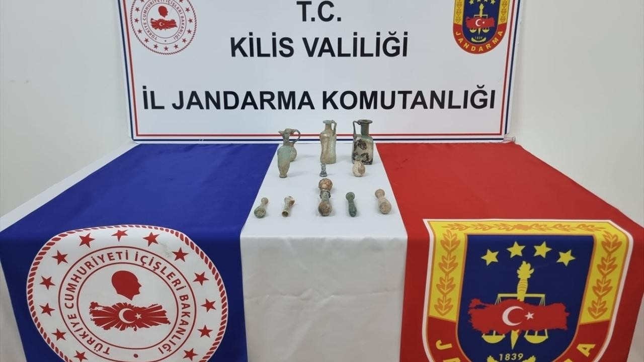 Kilis'te tarihi eser niteliğinde 12 obje yakalandı