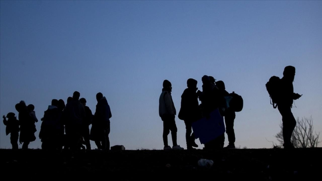 Kırklareli'nde 19 düzensiz göçmen yakalandı