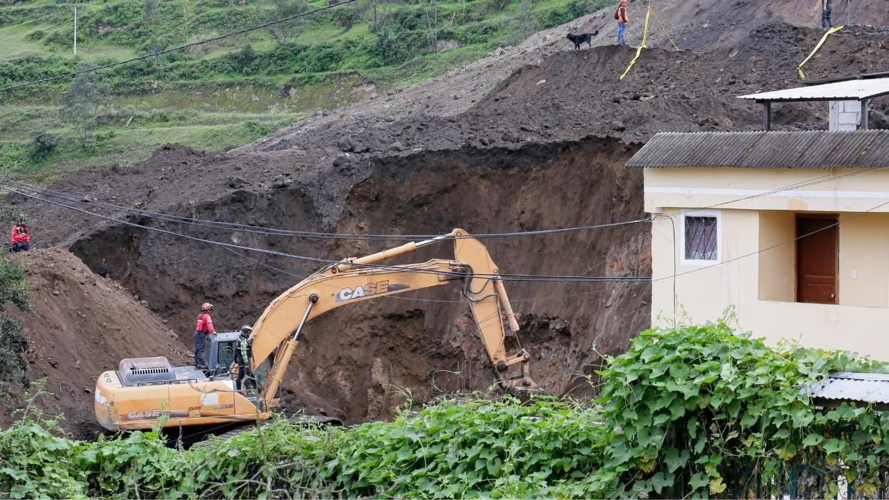 Ekvador'da toprak kayması!
