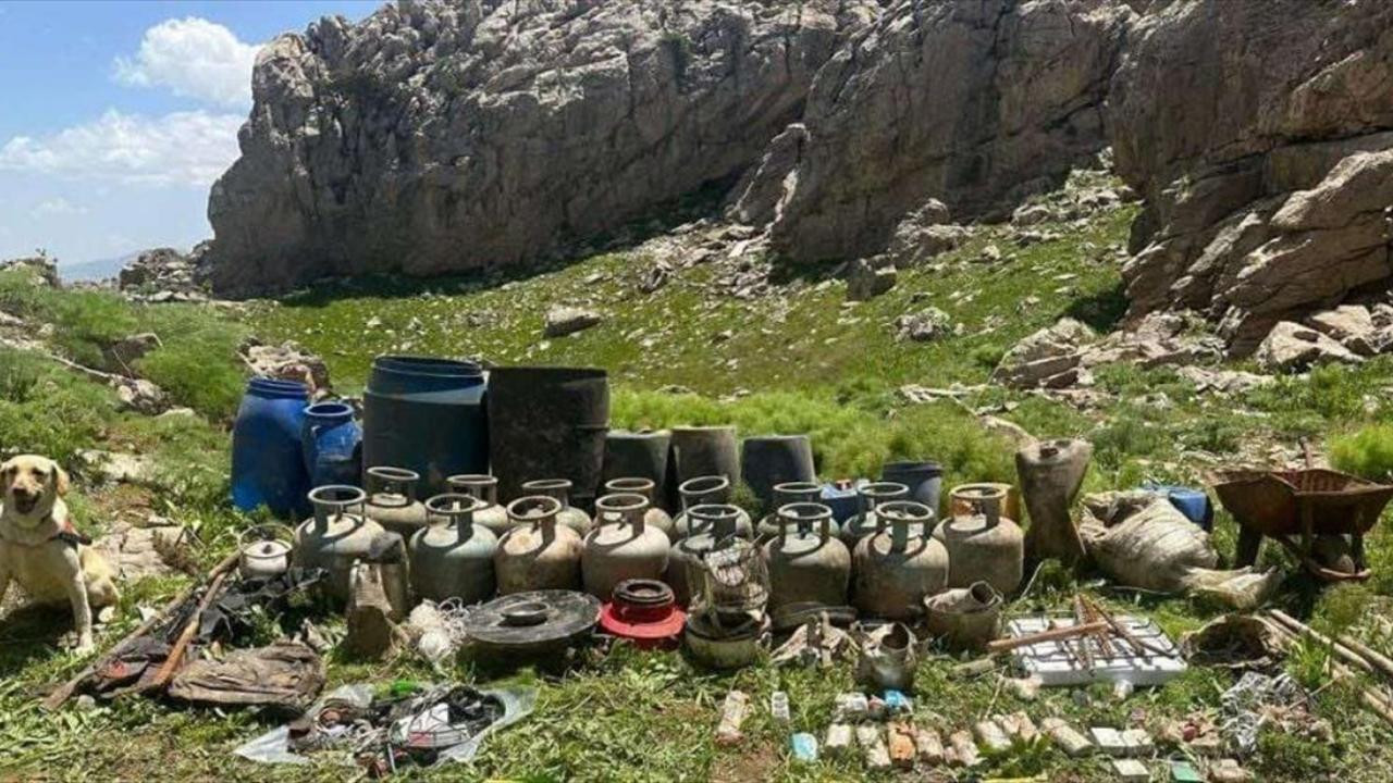Van'da PKK'ya ait 3 sığınak imha edildi!