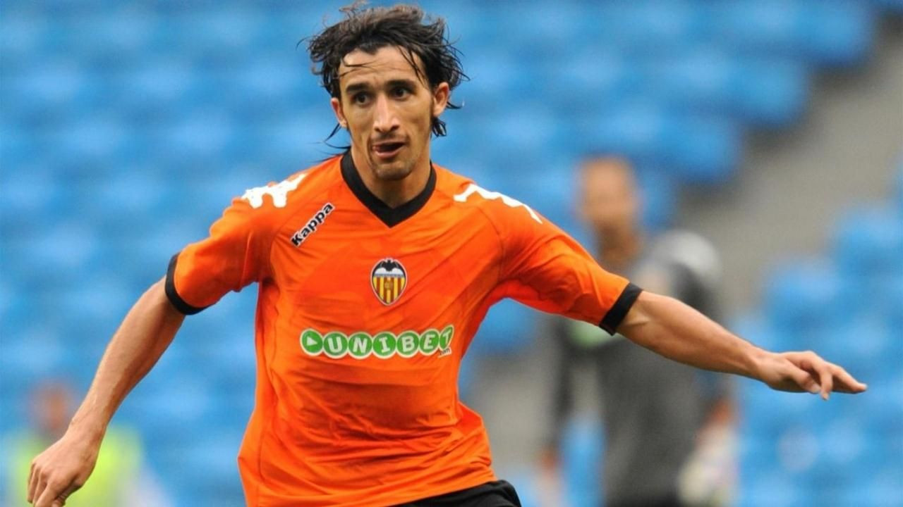 Avrupa'nın önde gelen kulüplerinde oynamış Türk futbolcular! - Sayfa 10