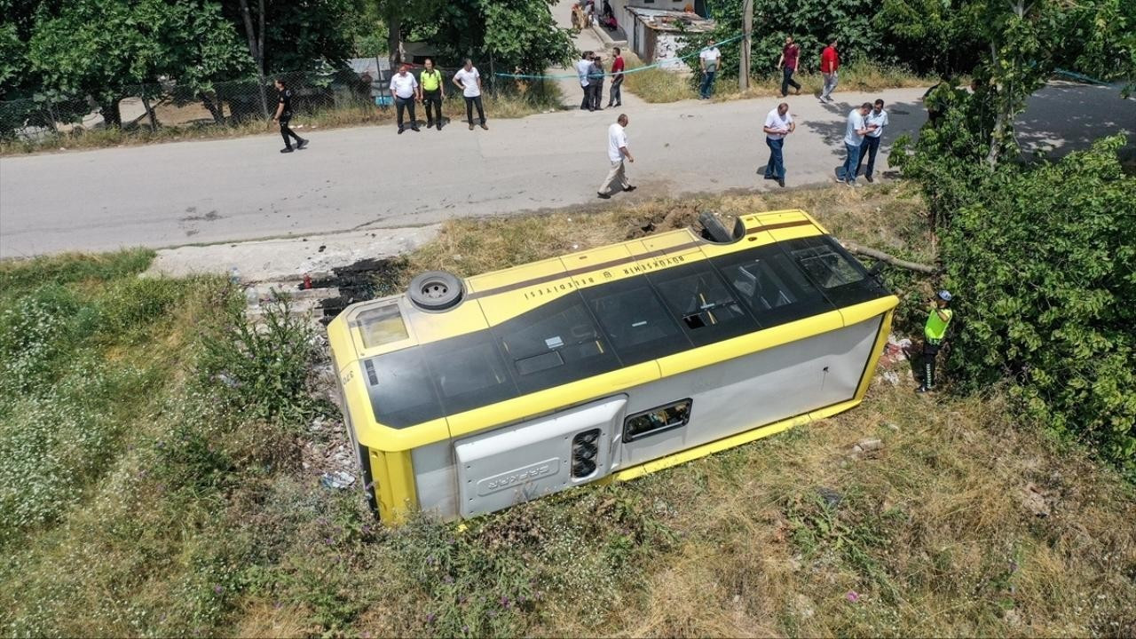 Bursa'da trafik kazası! 10 kişi yaralandı