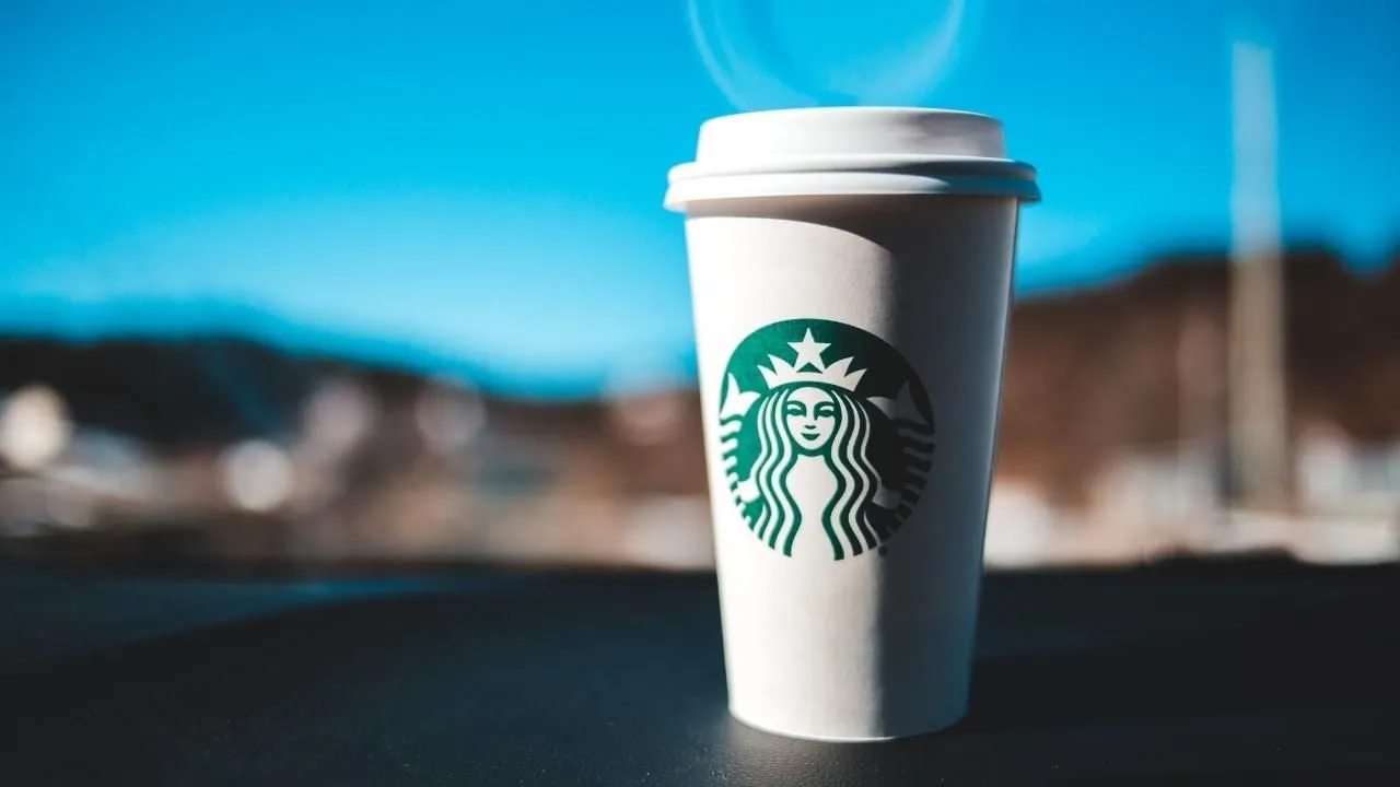 Starbucks'a zam geldi!