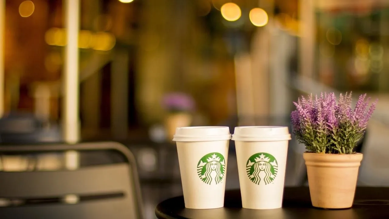 Starbucks'a zam geldi!
