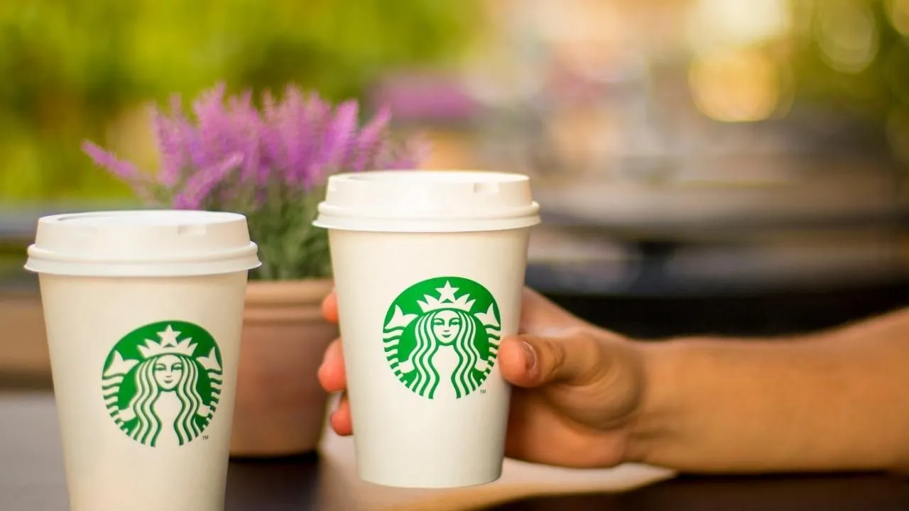 Starbucks'a zam geldi!