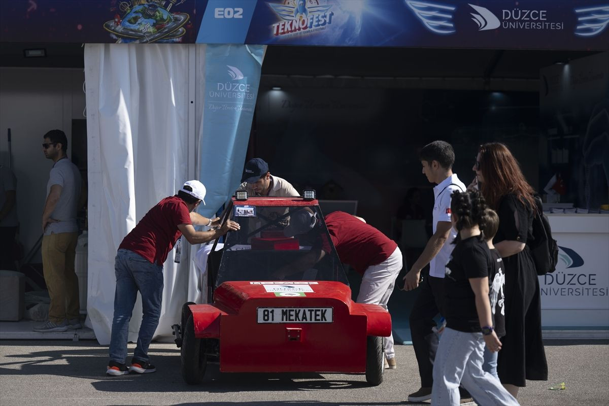 TEKNOFEST'e vatandaşlardan yoğun ilgi! - Sayfa 20