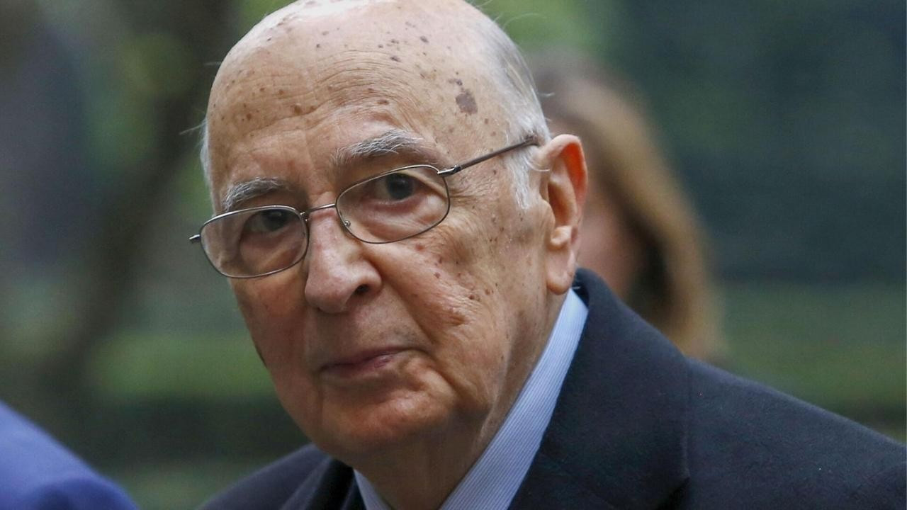 Eski İtalya Cumhurbaşkanı hayatını kaybetti