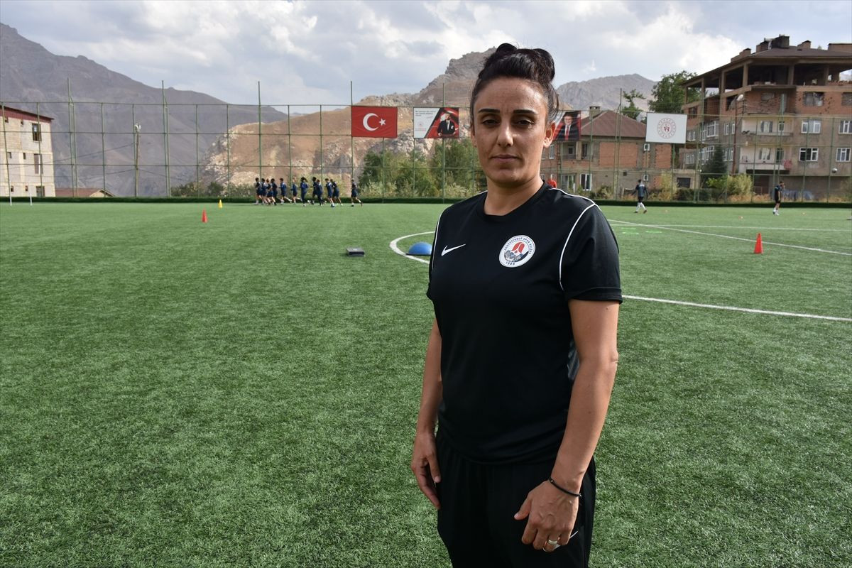 Hakkari’deki Ganalı kadın futbolcular! - Sayfa 6