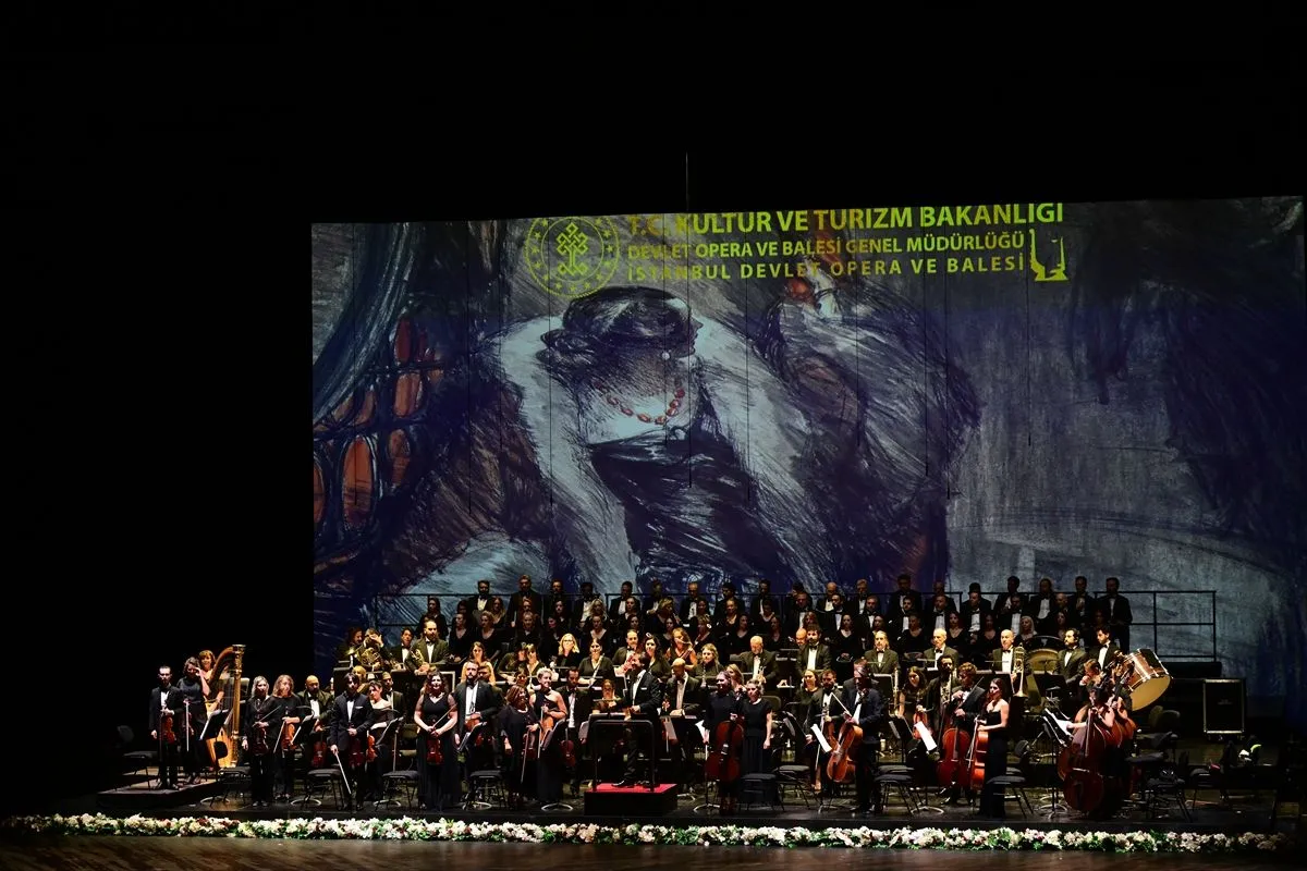 İDOB sezona özel opera ile merhaba dedi!