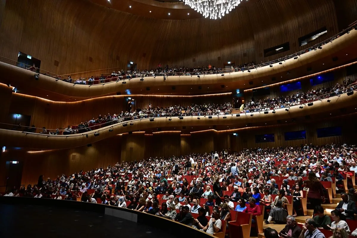 İDOB sezona özel opera ile merhaba dedi!