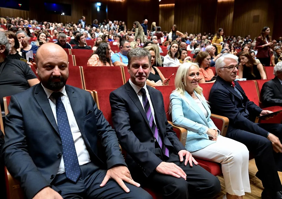 İDOB sezona özel opera ile merhaba dedi!