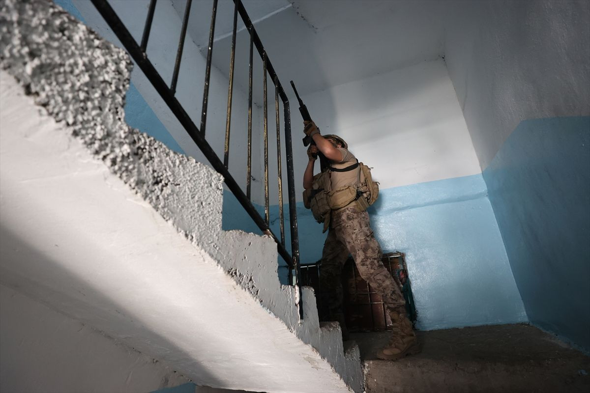 Gaziantep’te 22 adrese uyuşturucu operasyonu! - Sayfa 6